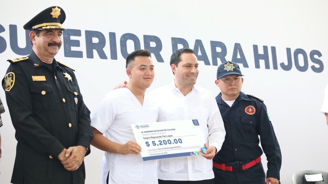 15A7EBDE-3341-4B0B-9CEC-8CE1546B4EF0