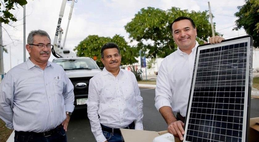 30F005FF-2C22-4D4B-B447-2A99537D28D1