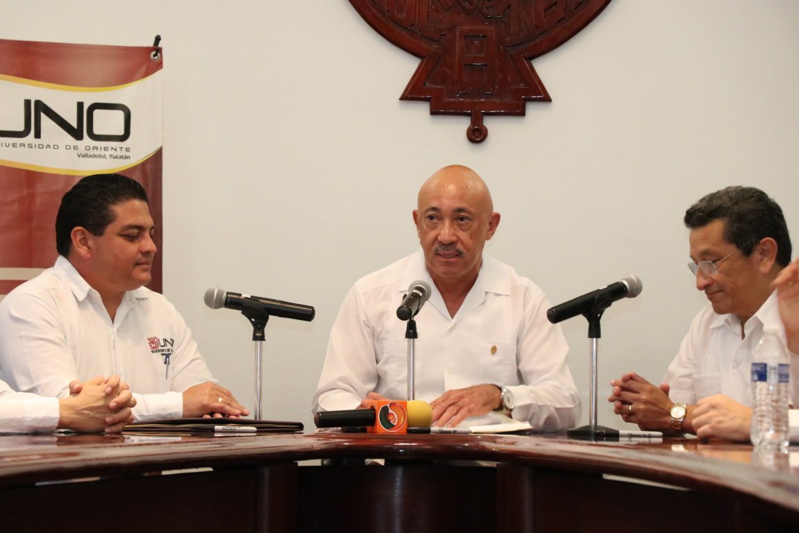 convenio uno_uady 03dic19 IMG_1463