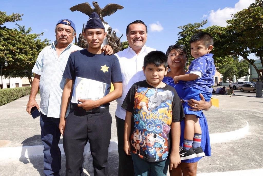 FBEC3327-983B-4A8A-9506-A2DB845664B2