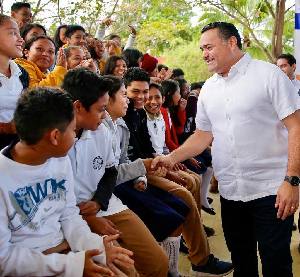 B893A873-ABFD-4FCD-BBC4-DF97B5F83F70