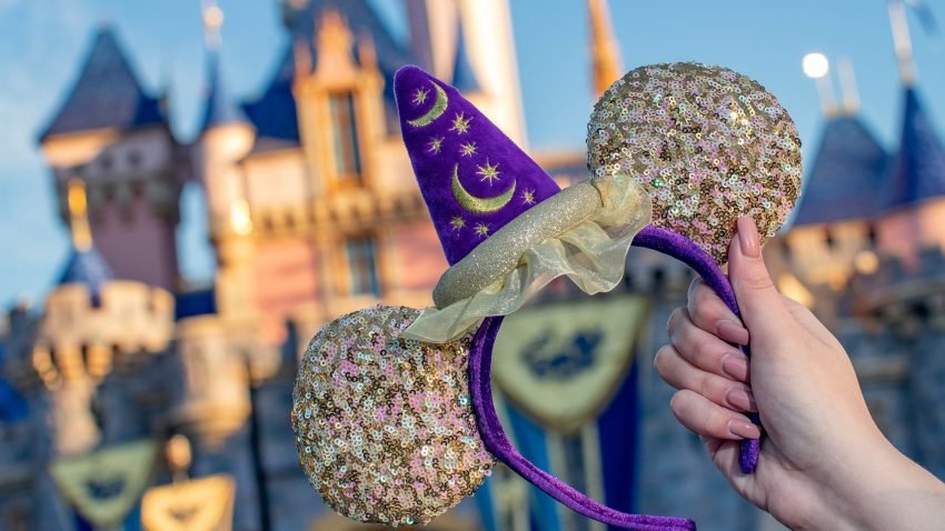 “Magic Happens” Headband