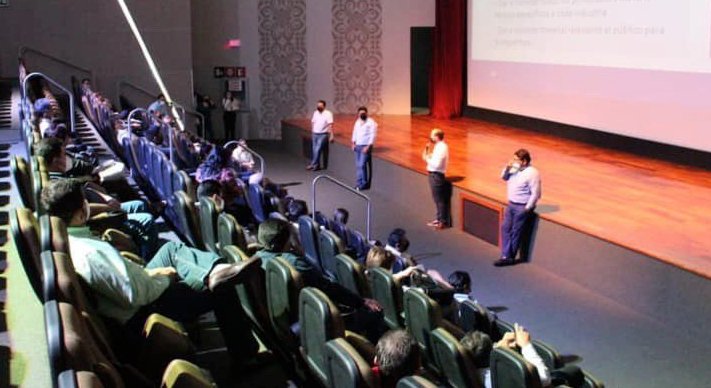 0928DCB9-5764-41DC-A493-19379669FAC7