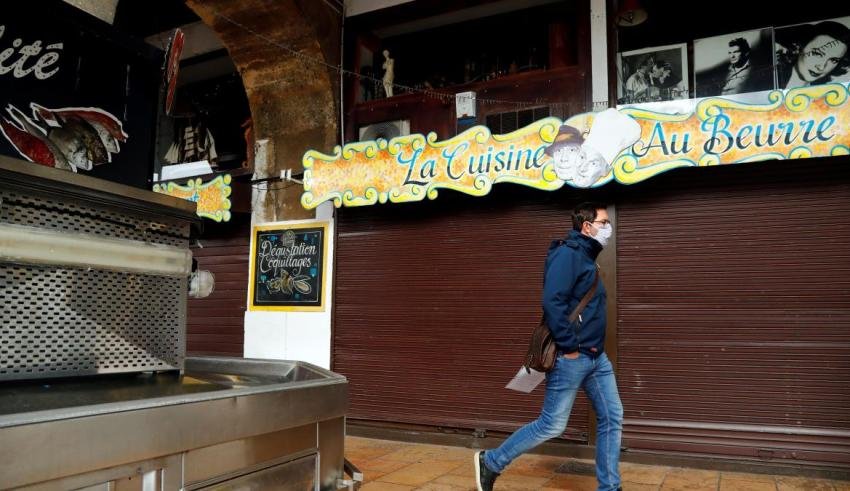 xAdieu,P20Paris.jpeg.pagespeed.ic.fYPGbZGfkO