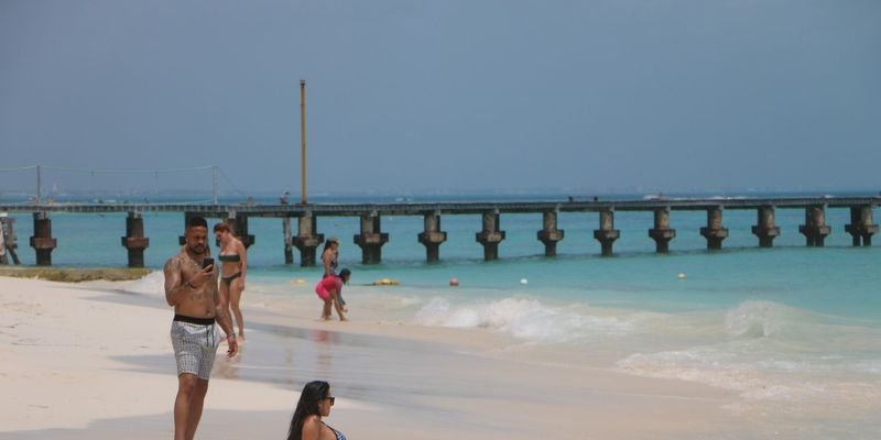 02-cancun-turistas-800x400