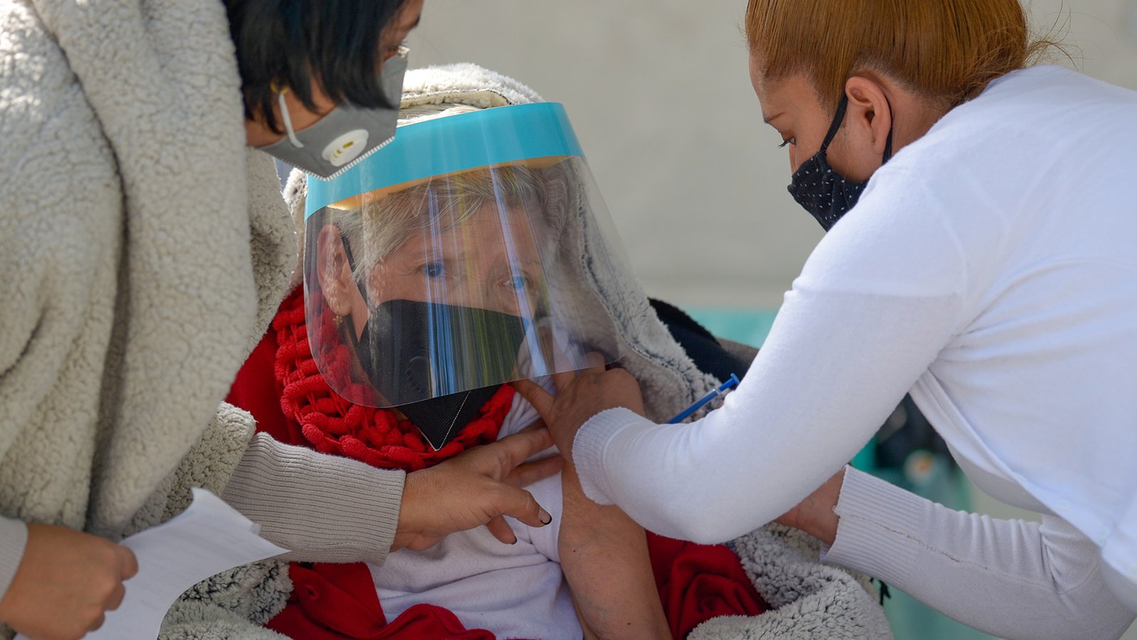 vacuna covid ancianos6