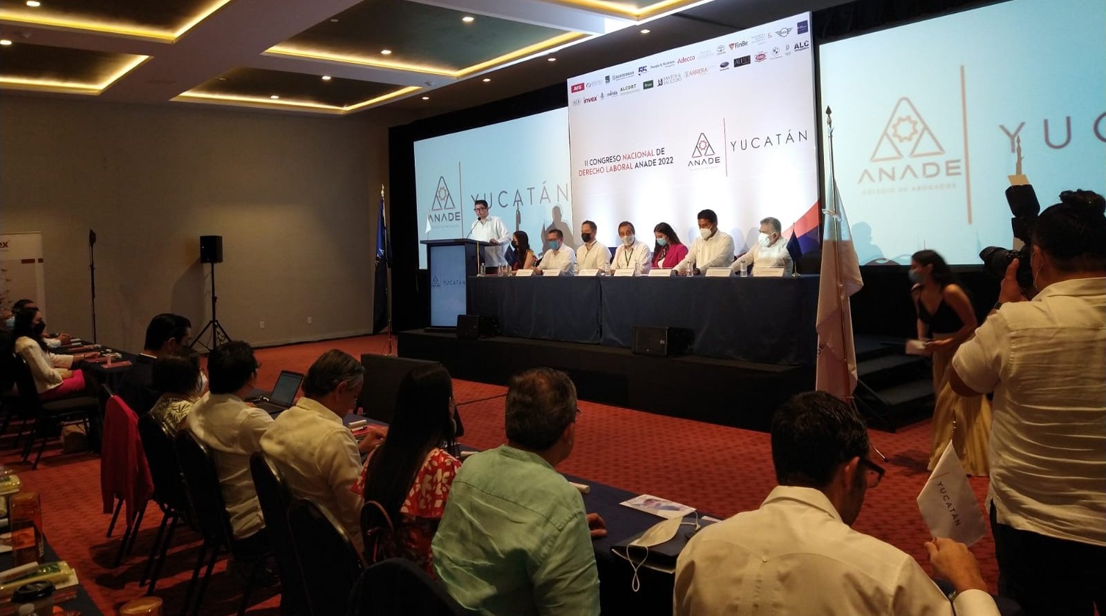 23C1C160-6202-481D-80E8-8661209D3578