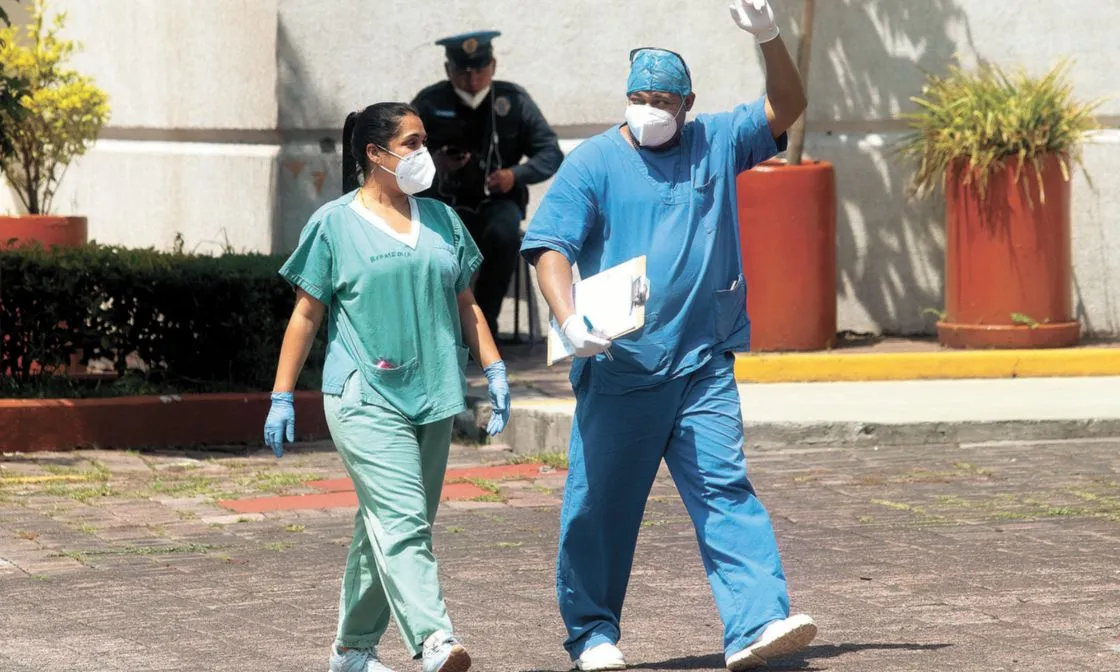 medicos_mexico.jpg_1147515590.webp?w=1024