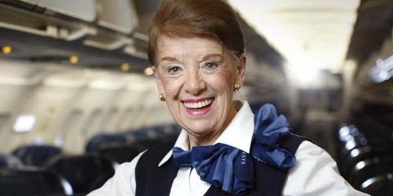 12EB8E3B-3BC3-422C-8A34-4E196345C6CD